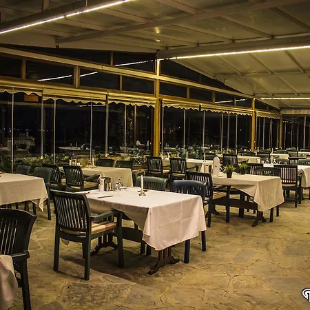 فندق تاسليهان Anadolufeneri